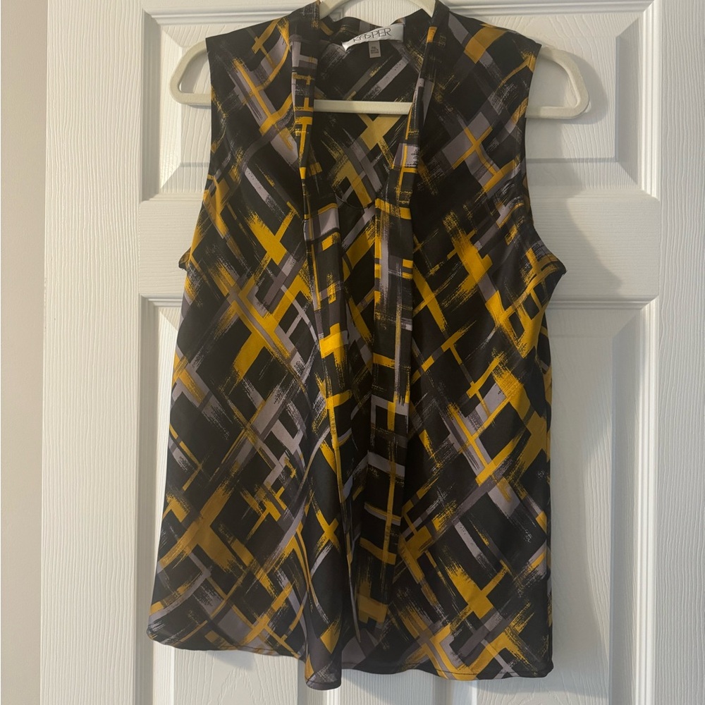 Beautiful NWOT Kasper Top